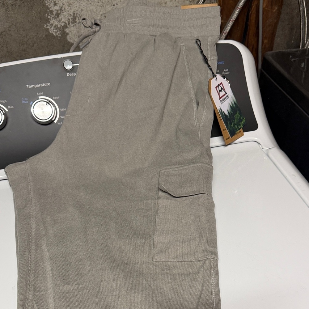 Avalanche Men's Taupe Jogger Pants - Picture 3 of 6
